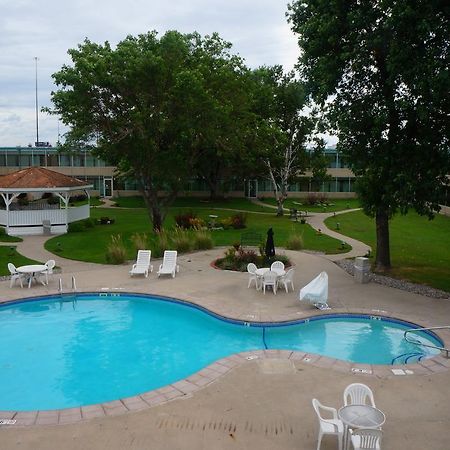The Biltmore Hotel & Suites Main Avenue Fargo Eksteriør billede